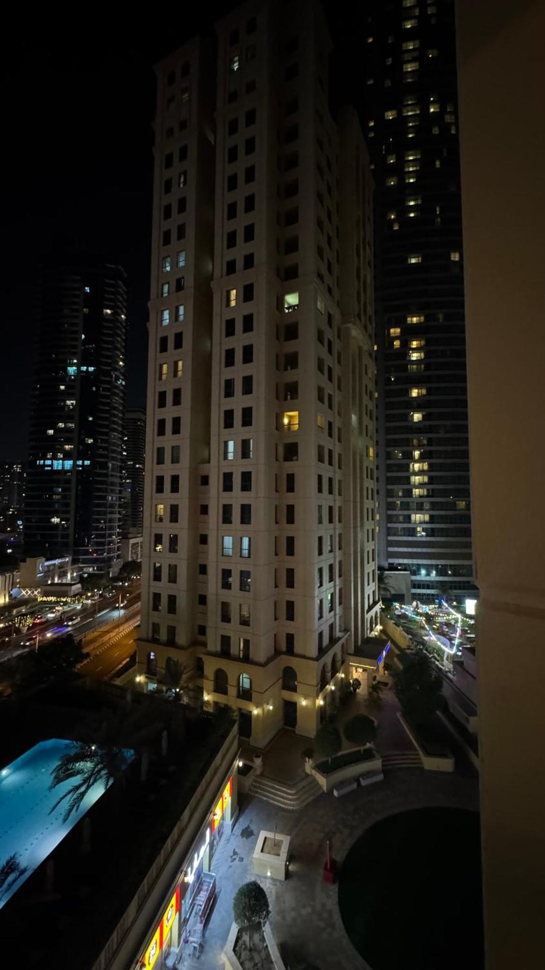 Hostel Pool View Executive Near Jbr Walk, Sadaf 1,2 *