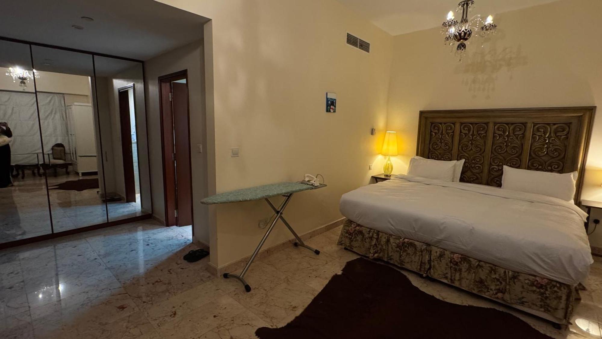 Pool View Executive Near Jbr Walk, Sadaf 1,2 * Dubai