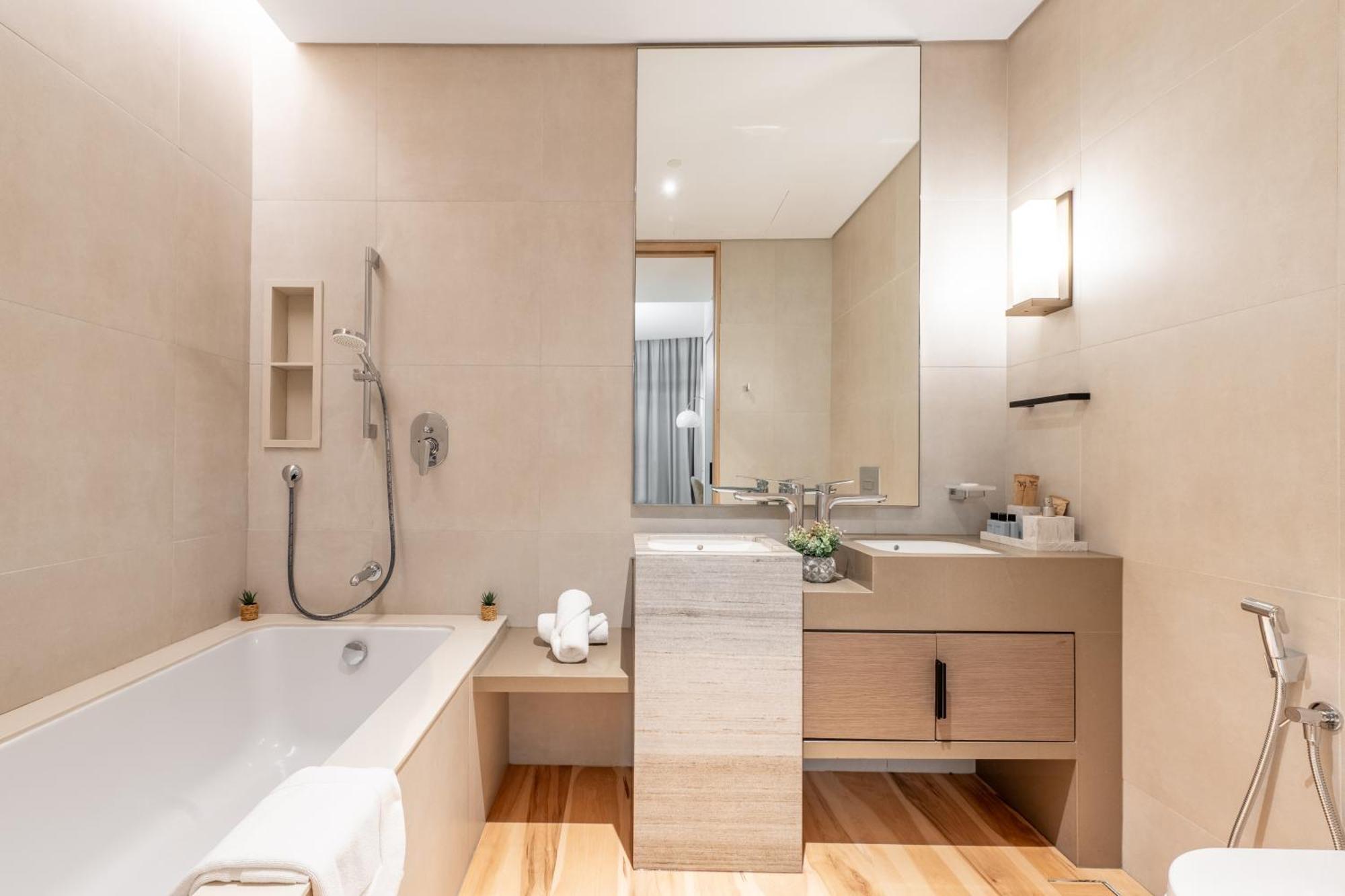 Address Residences Aparthotel 5*