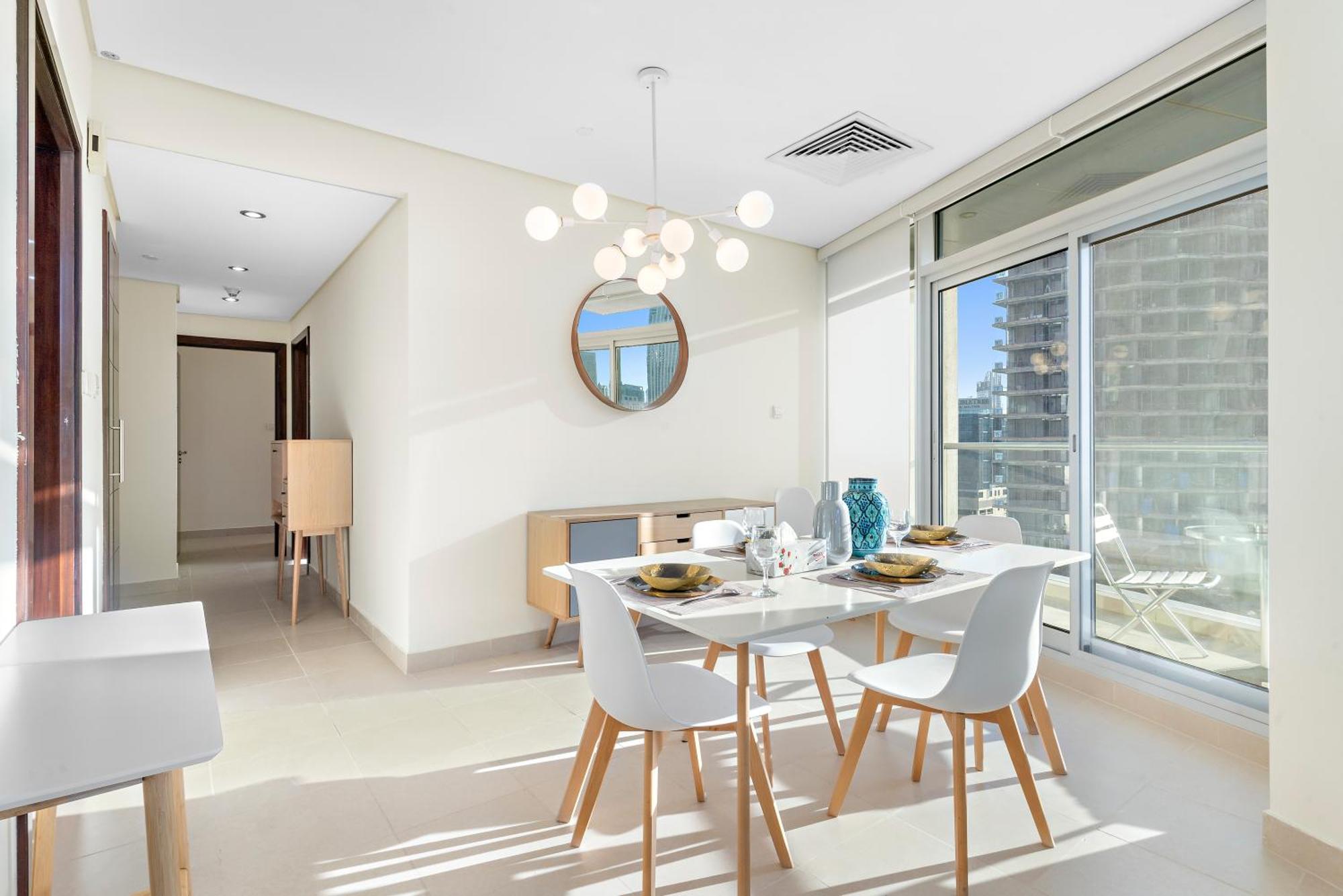 Prime 2br With Balcony & Full Burj Khalifa Views Apartment Dubai