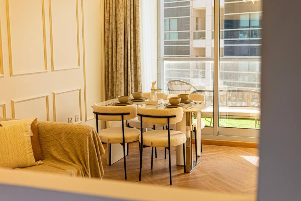 Apartment Breathtaking Palm View 2br In Marina *