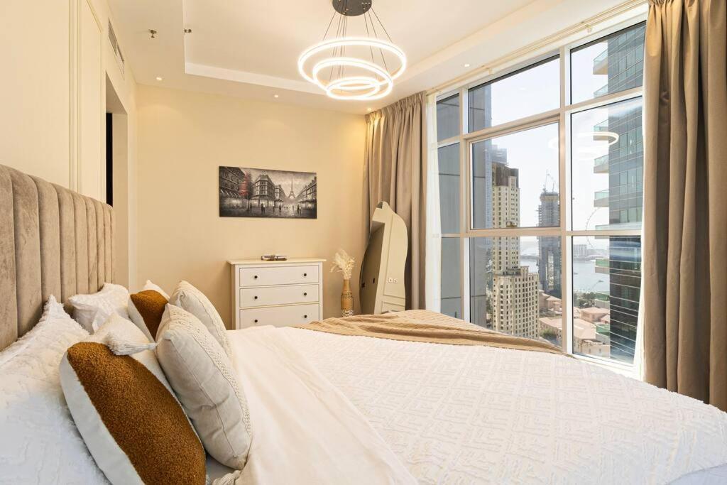 Breathtaking Palm View 2br In Marina * Dubai