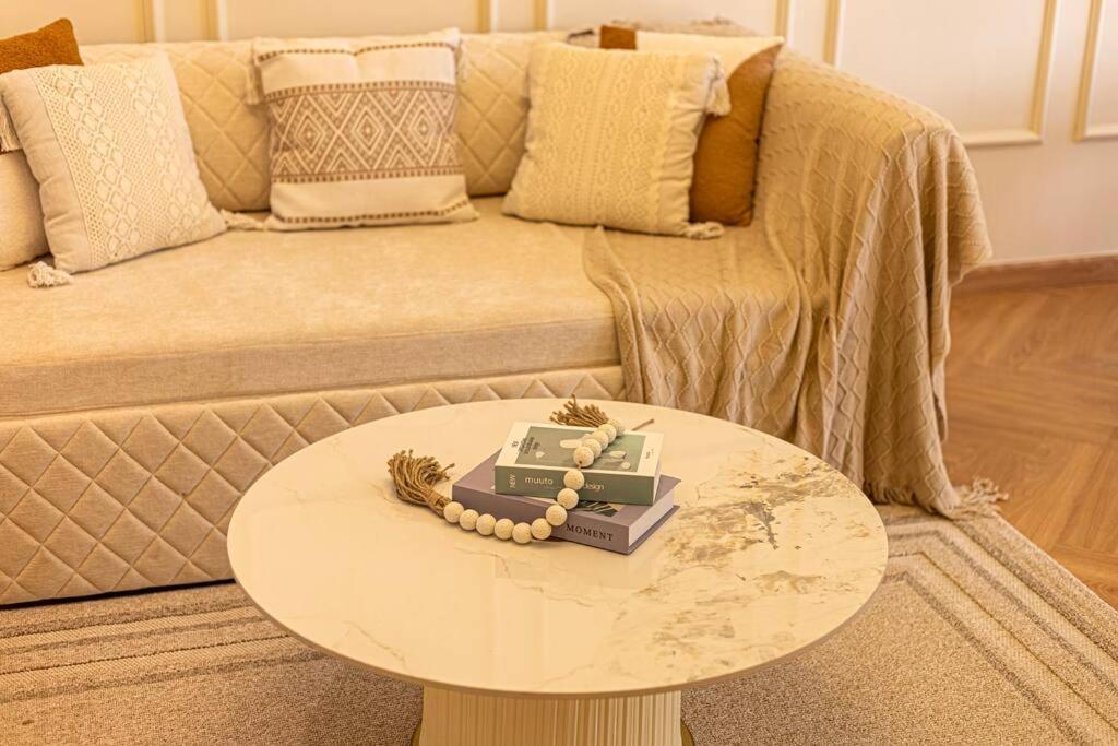 Breathtaking Palm View 2br In Marina Dubai