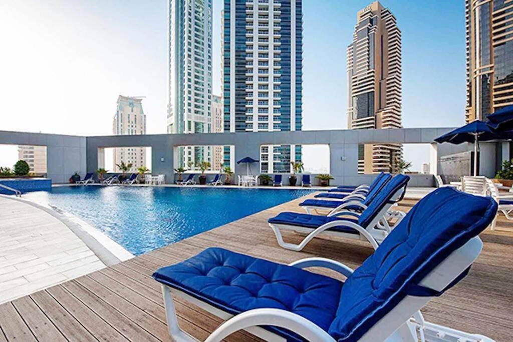 Breathtaking Palm View 2br In Marina Dubai