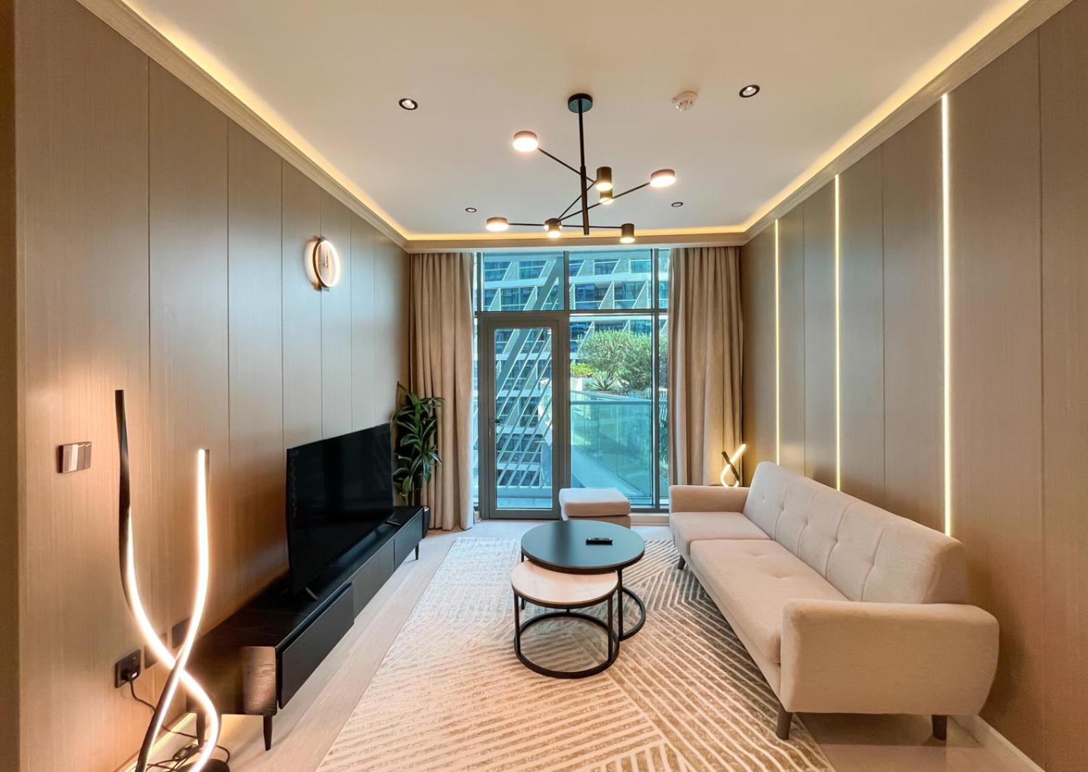 Apartment Livbnb-upgraded Urbanchic 1br With Balcony Dubai