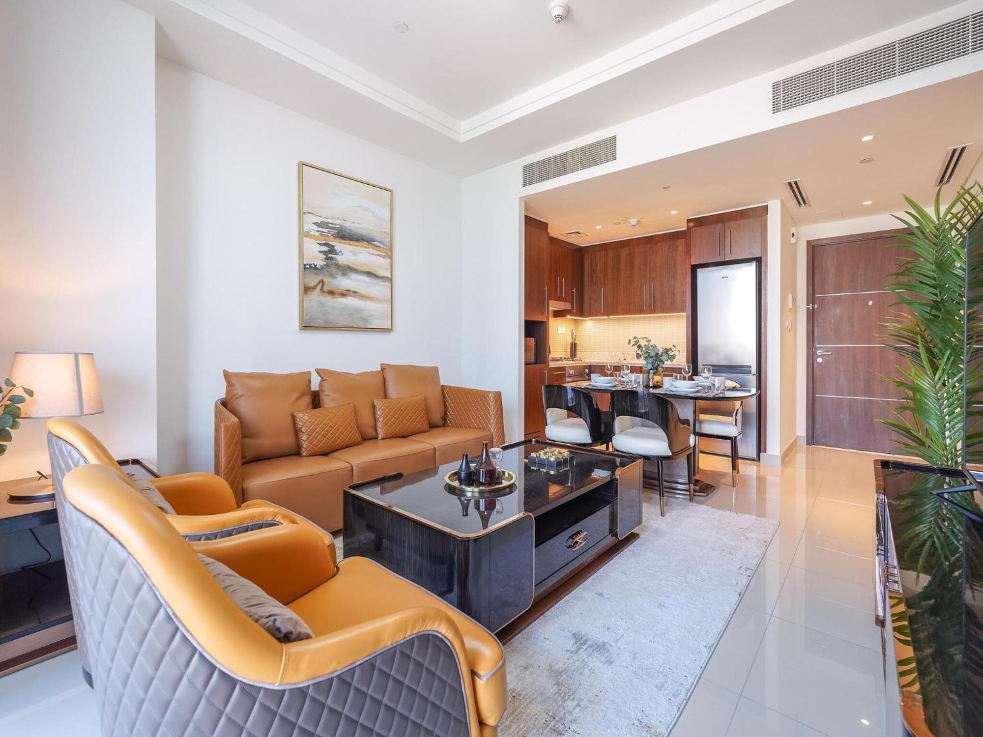 Luxurious Stylish Across Mall Burj Khalifa City Views Apartment