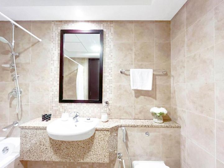 Stunning 2 Bedrooms In Difc Apartment Dubai