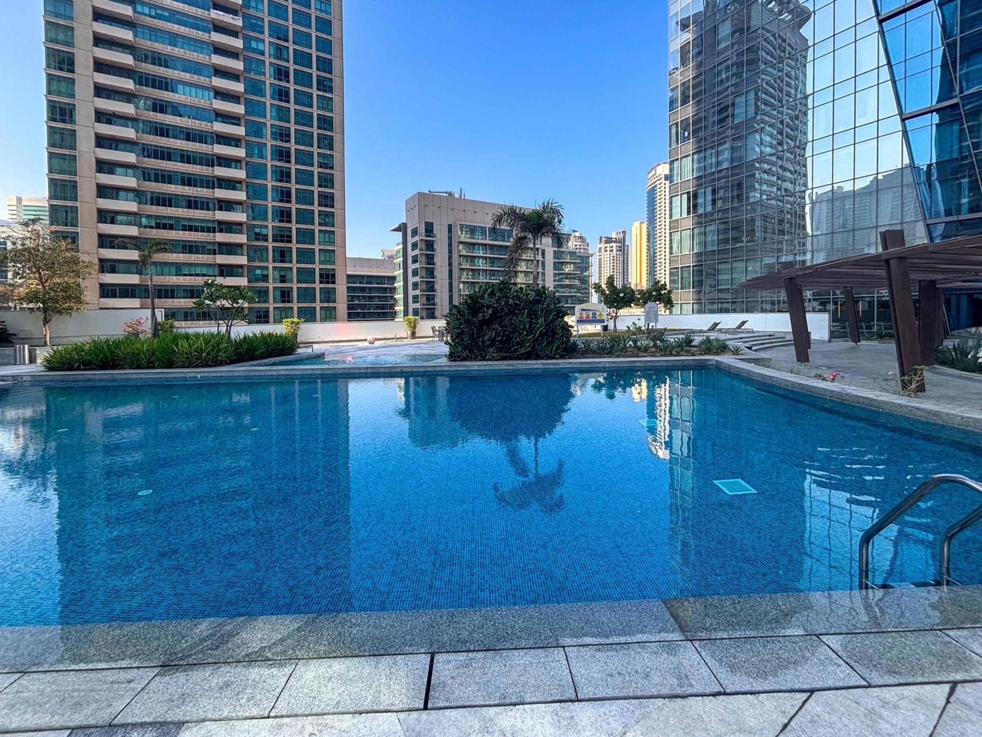 Frank Porter - Silverene Tower B * Dubai