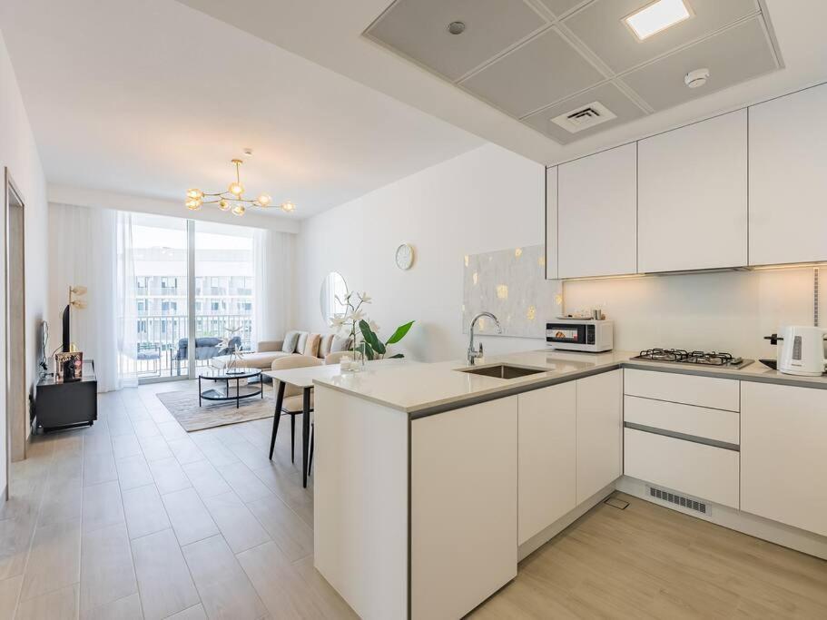 Modern Spacious- 2 Bedroom With Pool & Gym- Luma 22 Jvc * Dubai