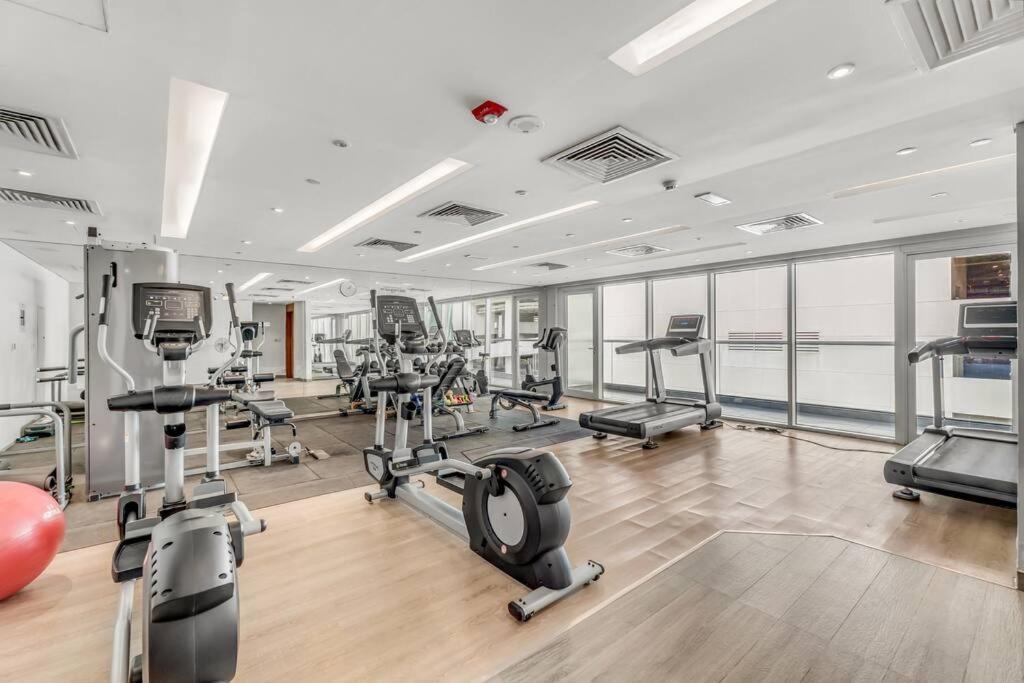 Apartment Waves - Spacious With Balcony & Pool *