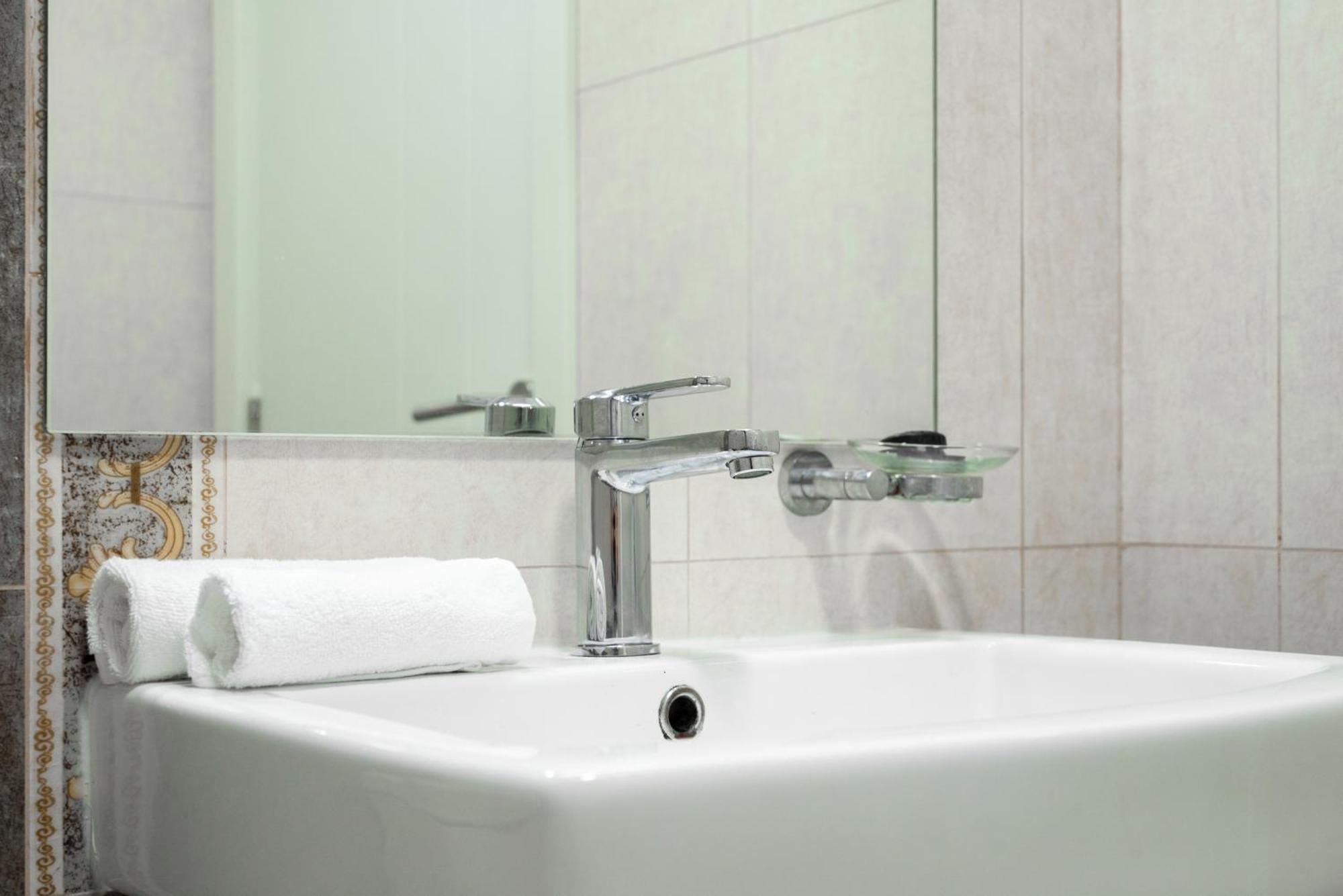 Walk To & Marina Mall - Marina 2bdr Apartment Dubai