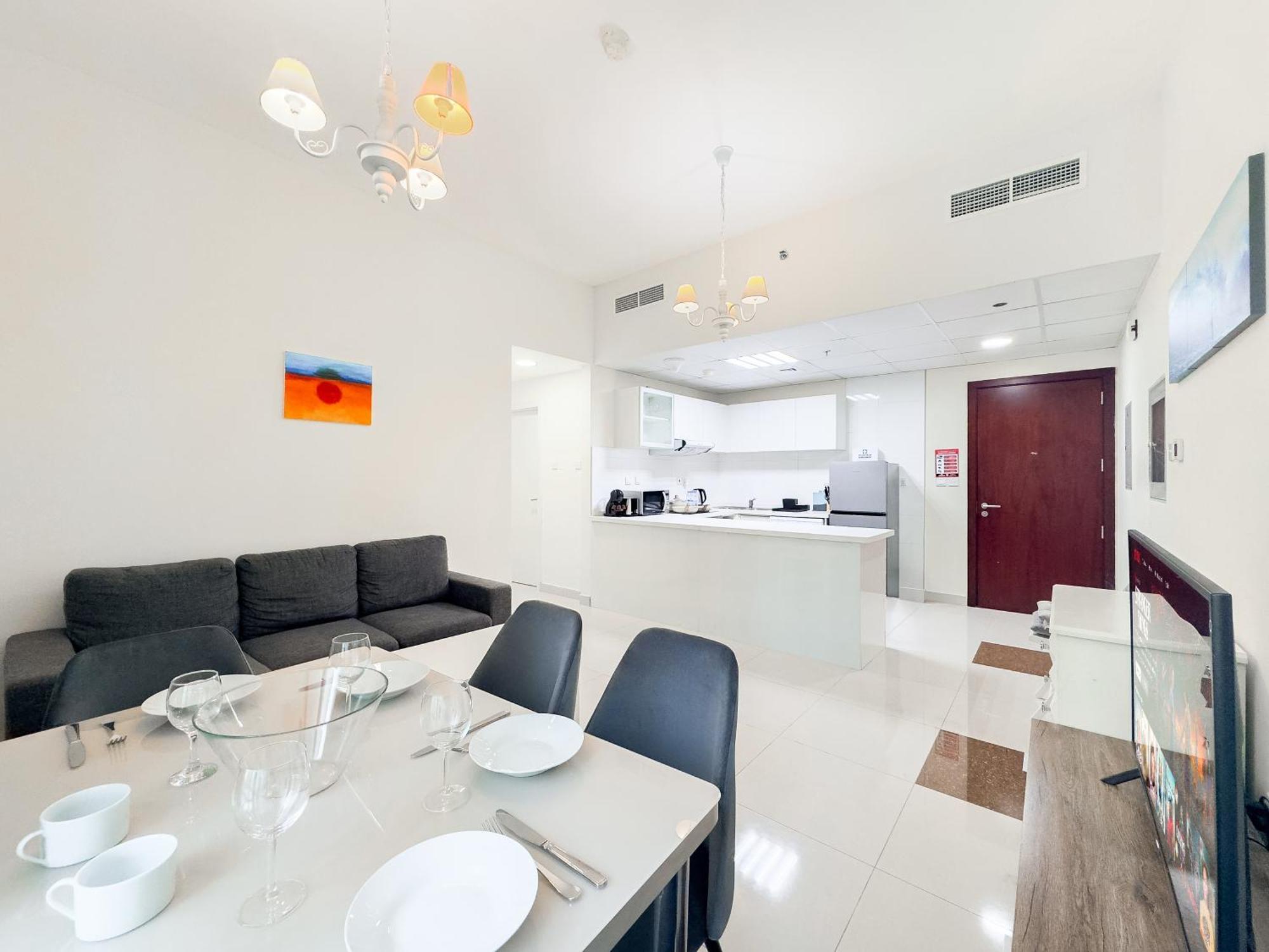 Apartment Walk To & Marina Mall - Marina 2bdr