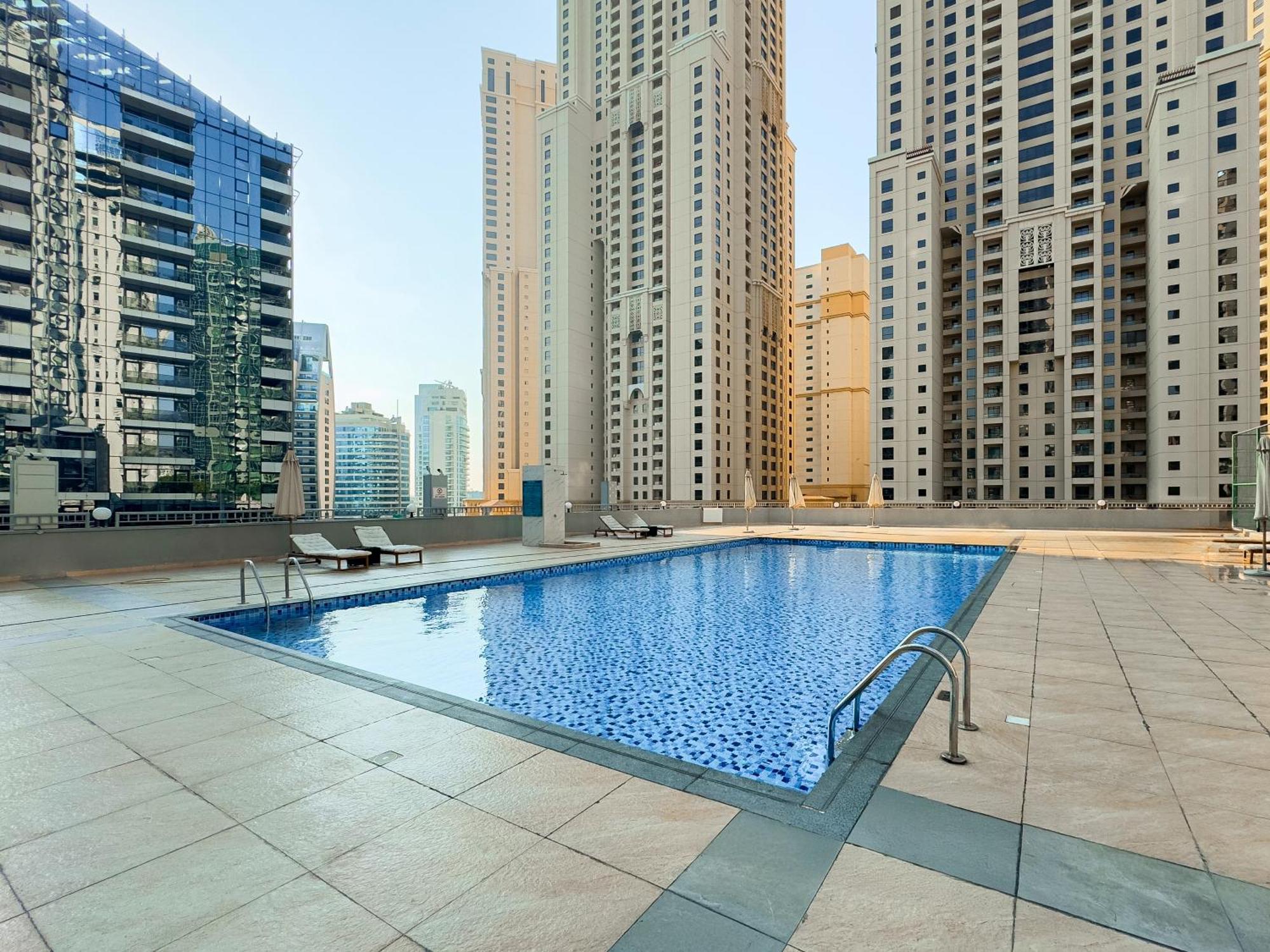 Walk To & Marina Mall - Marina 2bdr * Dubai