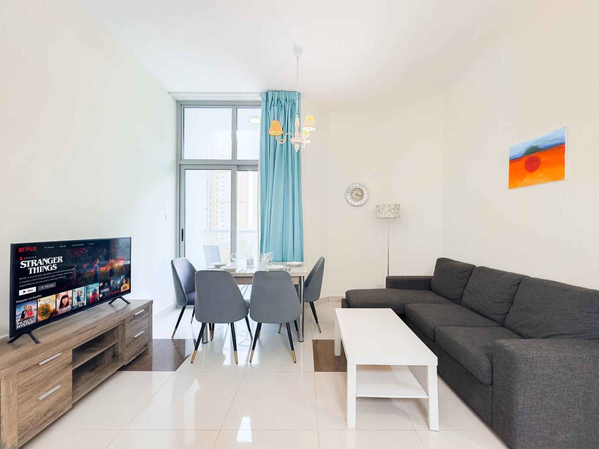Walk To & Marina Mall - Marina 2bdr Apartment Dubai