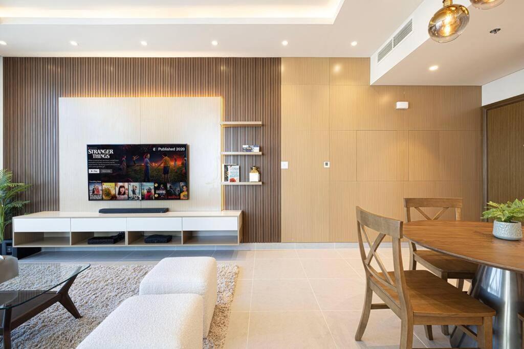 2bed-400m From Burj Khalifa- Heart Of Apartment *