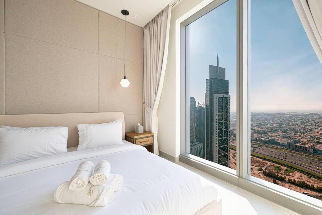 2bed-400m From Burj Khalifa- Heart Of