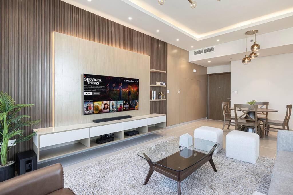 2bed-400m From Burj Khalifa- Heart Of