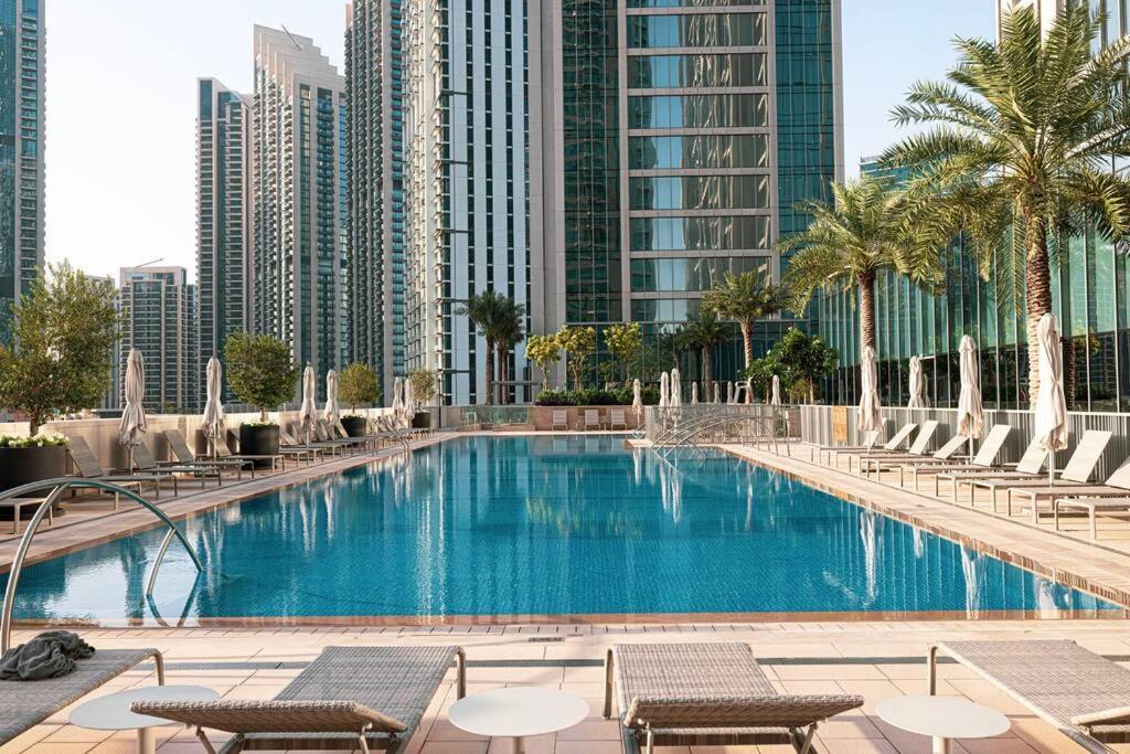 2bed-400m From Burj Khalifa- Heart Of Apartment