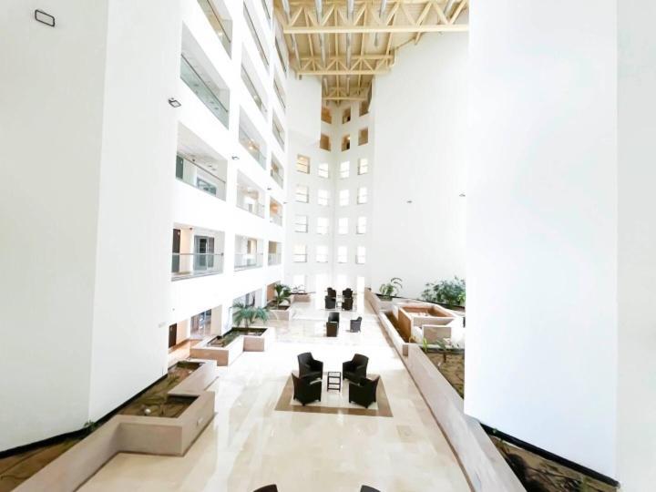 Stunning 2 Bedrooms In Difc Apartment Dubai