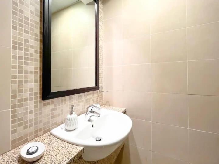 Stunning 2 Bedrooms In Difc Dubai