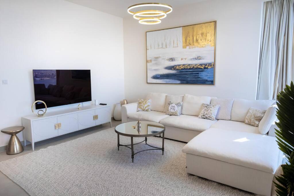 Apartment Beautiful 3br With Canal View *
