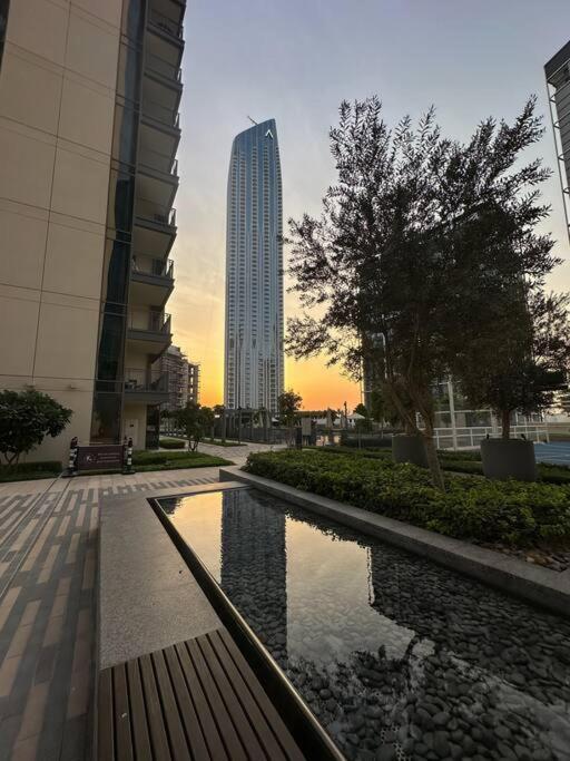 Beautiful 3br With Canal View *