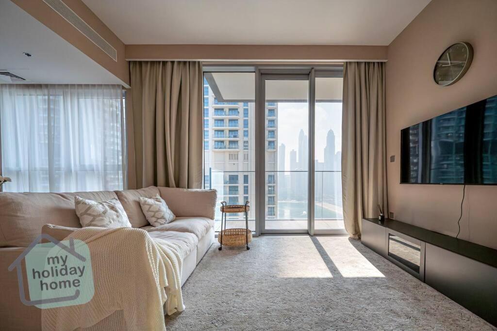 Beautiful 1br In Emaar Beachfront With Private Access * Dubai