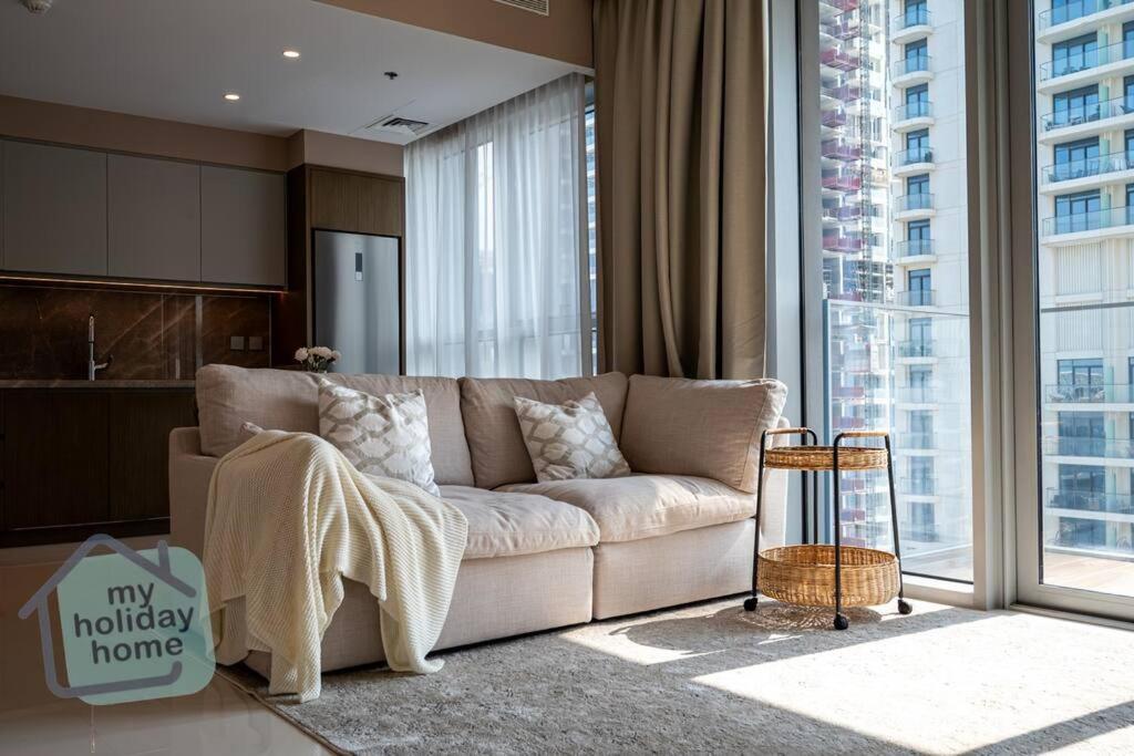 Beautiful 1br In Emaar Beachfront With Private Access Apartment *
