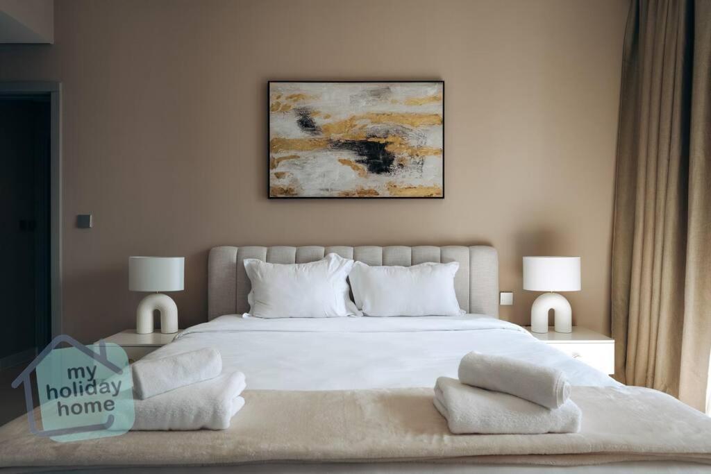Beautiful 1br In Emaar Beachfront With Private Access Dubai