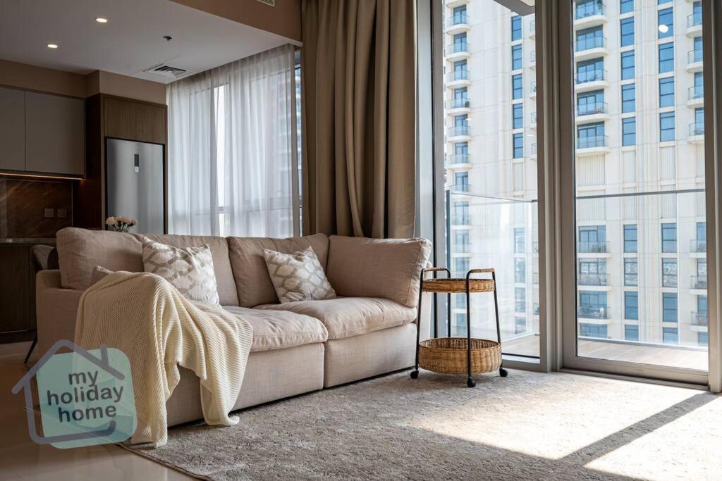Apartment Beautiful 1br In Emaar Beachfront With Private Access *