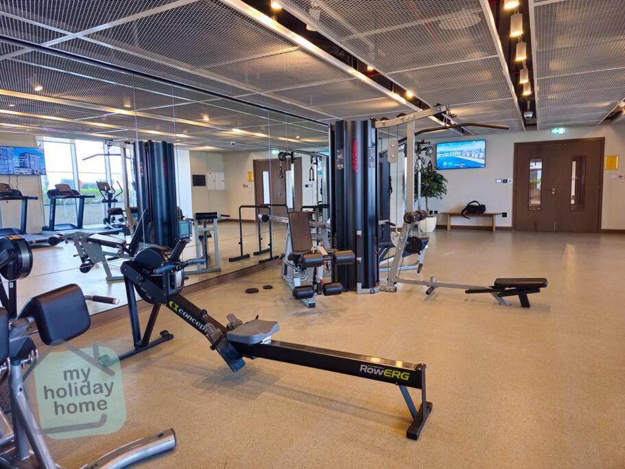 Beautiful 1br In Emaar Beachfront With Private Access * Dubai