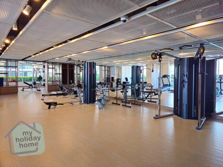 Beautiful 1br In Emaar Beachfront With Private Access
