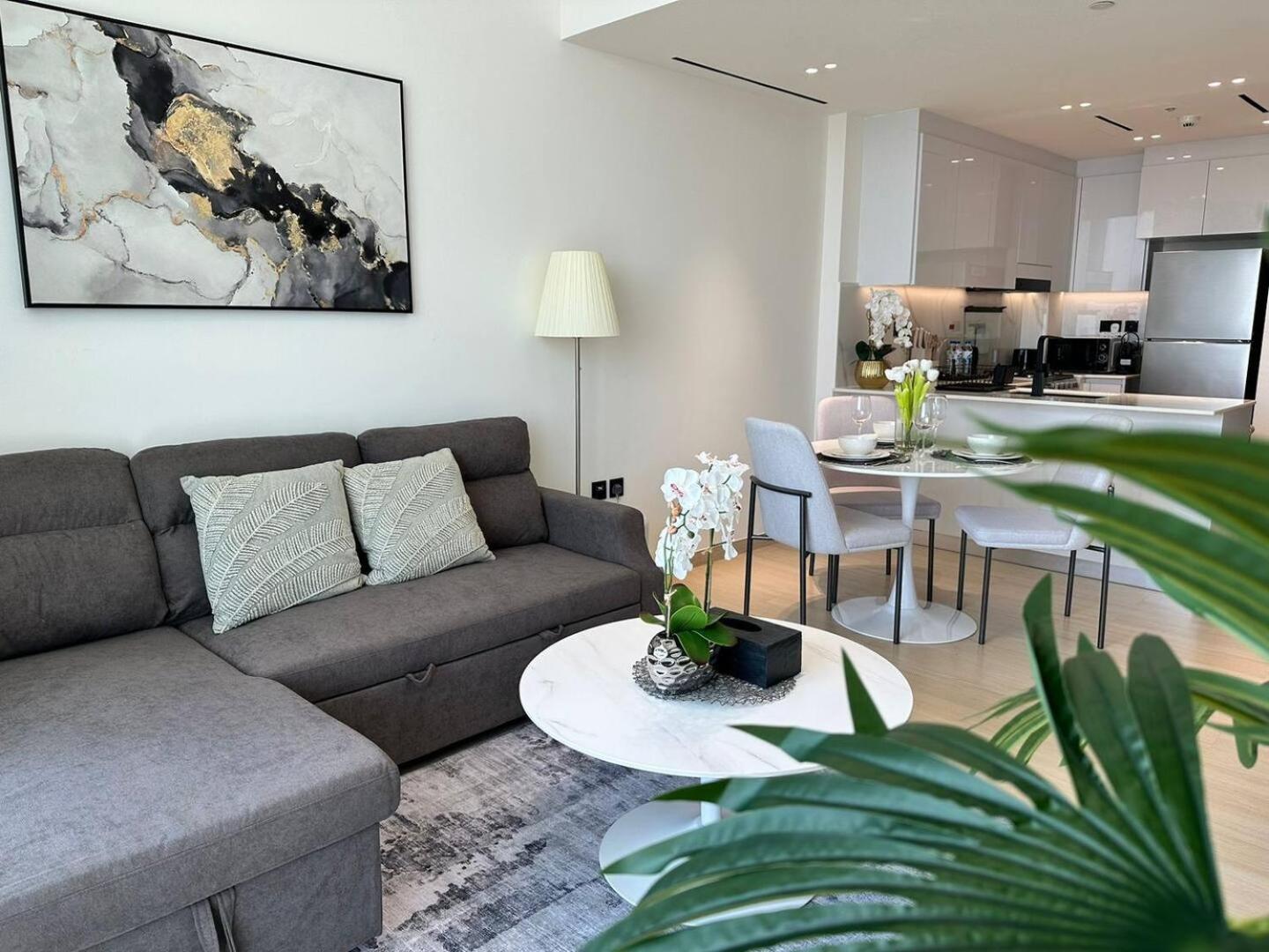 Comfortable 1 Bedroom With Big Balcony In Jvc * Dubai
