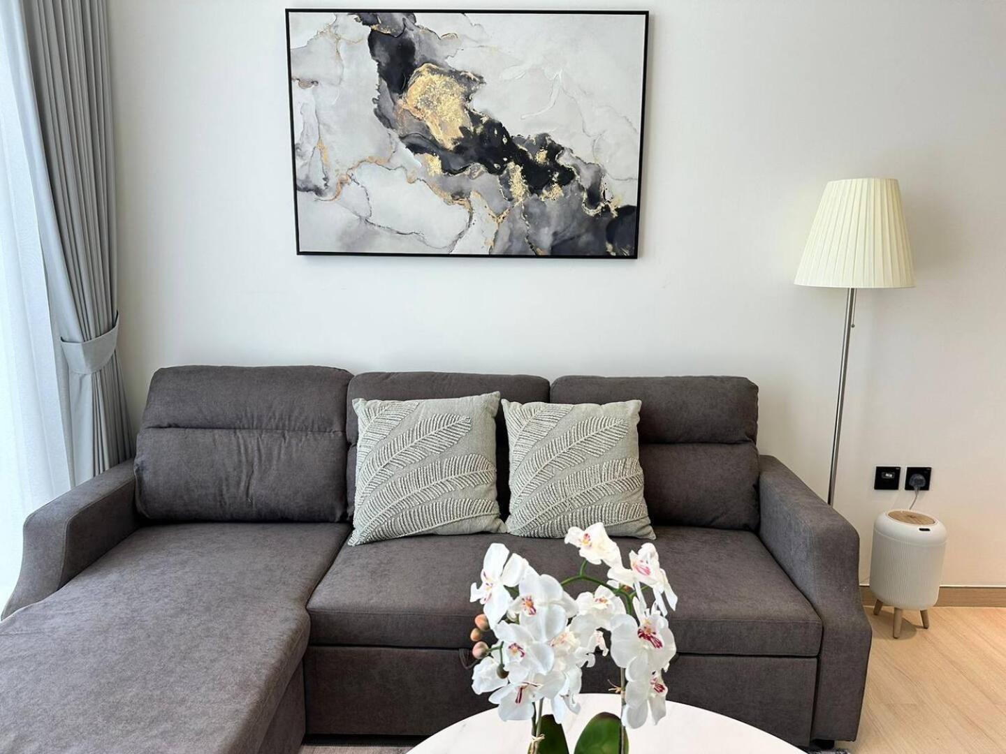 Comfortable 1 Bedroom With Big Balcony In Jvc * Dubai