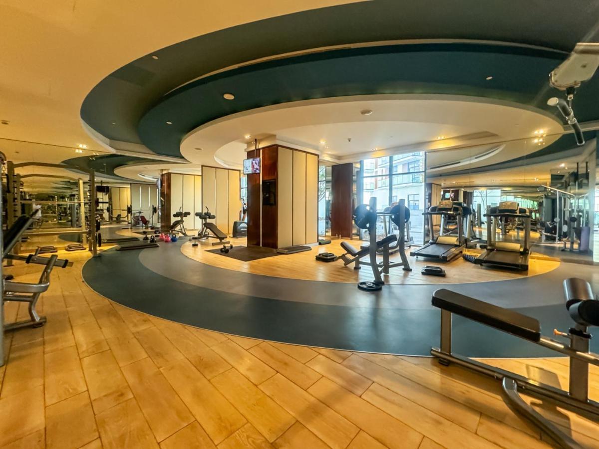 Modern 1-bed Retreat In Celestia, South Apartment *