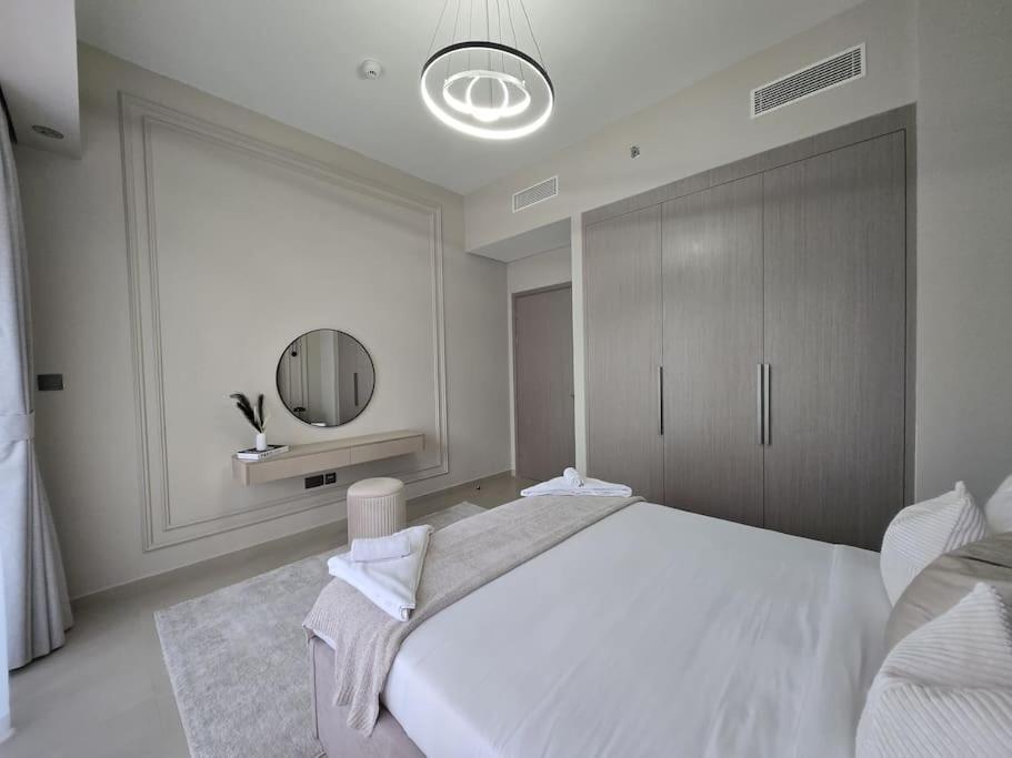Apartment Luxury 1br Burj Khalifa View Walk To Mal Dubai