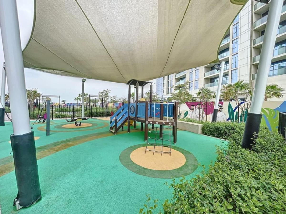 Aykon Tower C - Elegant Three Bed In Business Bay Apartment *