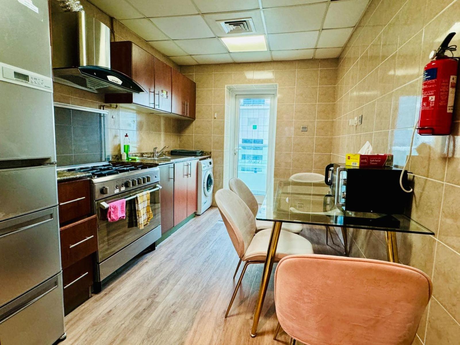 Entire Private Self Catered Marina Apartment