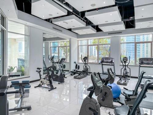 Brand New Spacious 1br In O2 Residences, Jlt Apartment *