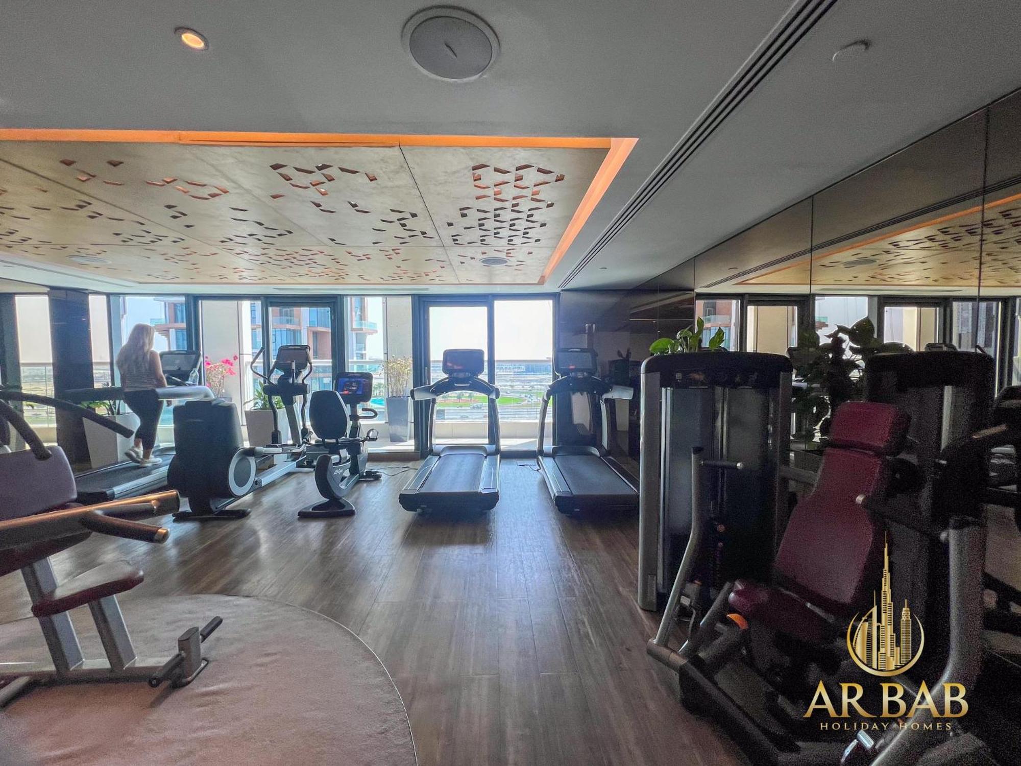 Damac Paramount Apartment