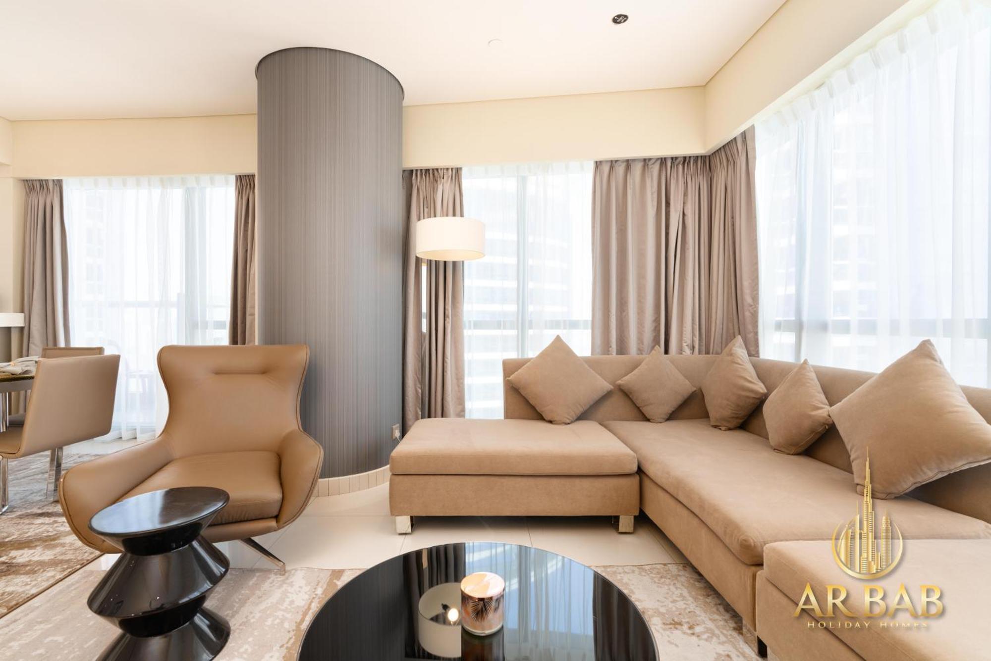 Damac Paramount Apartment
