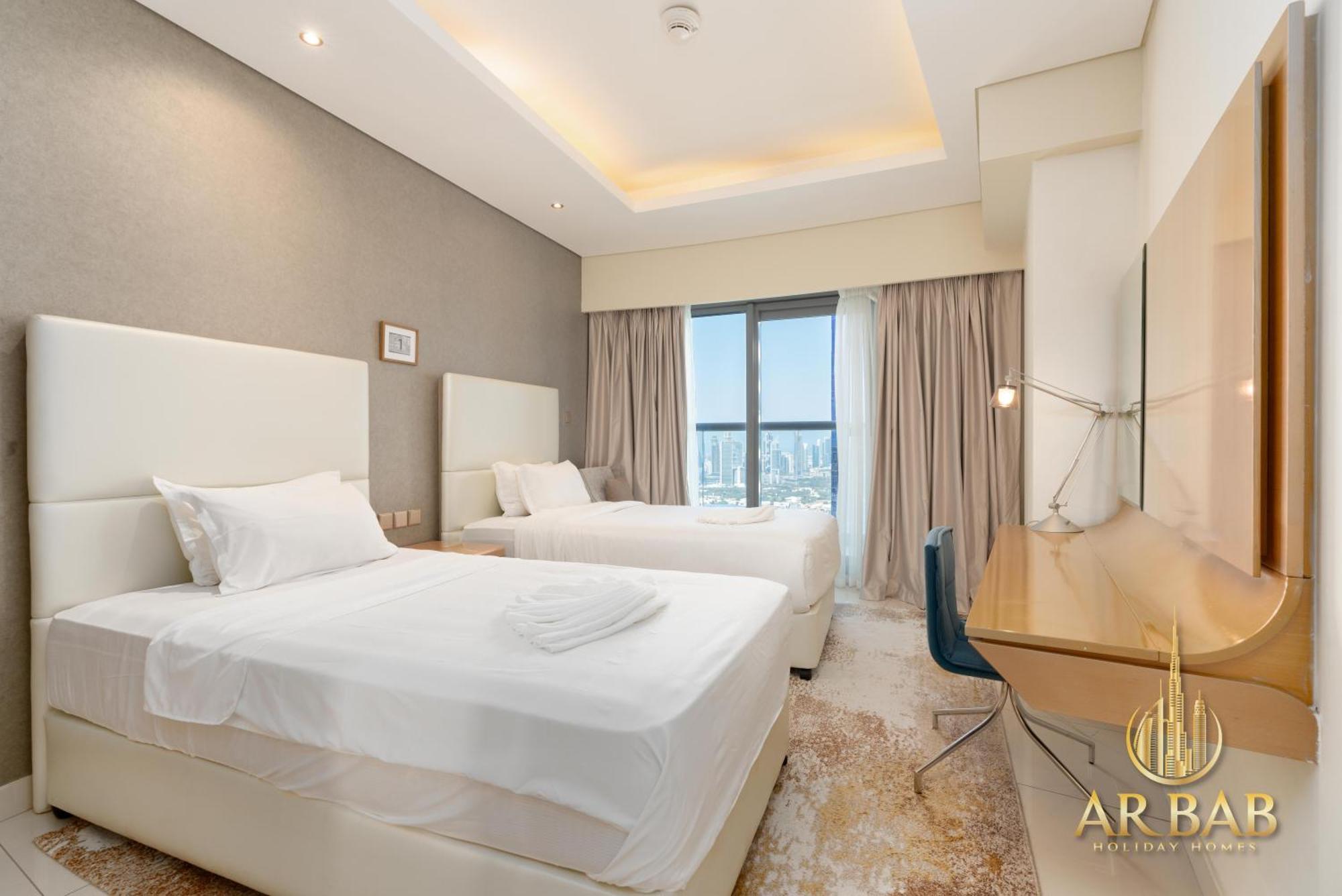 Damac Paramount Apartment *