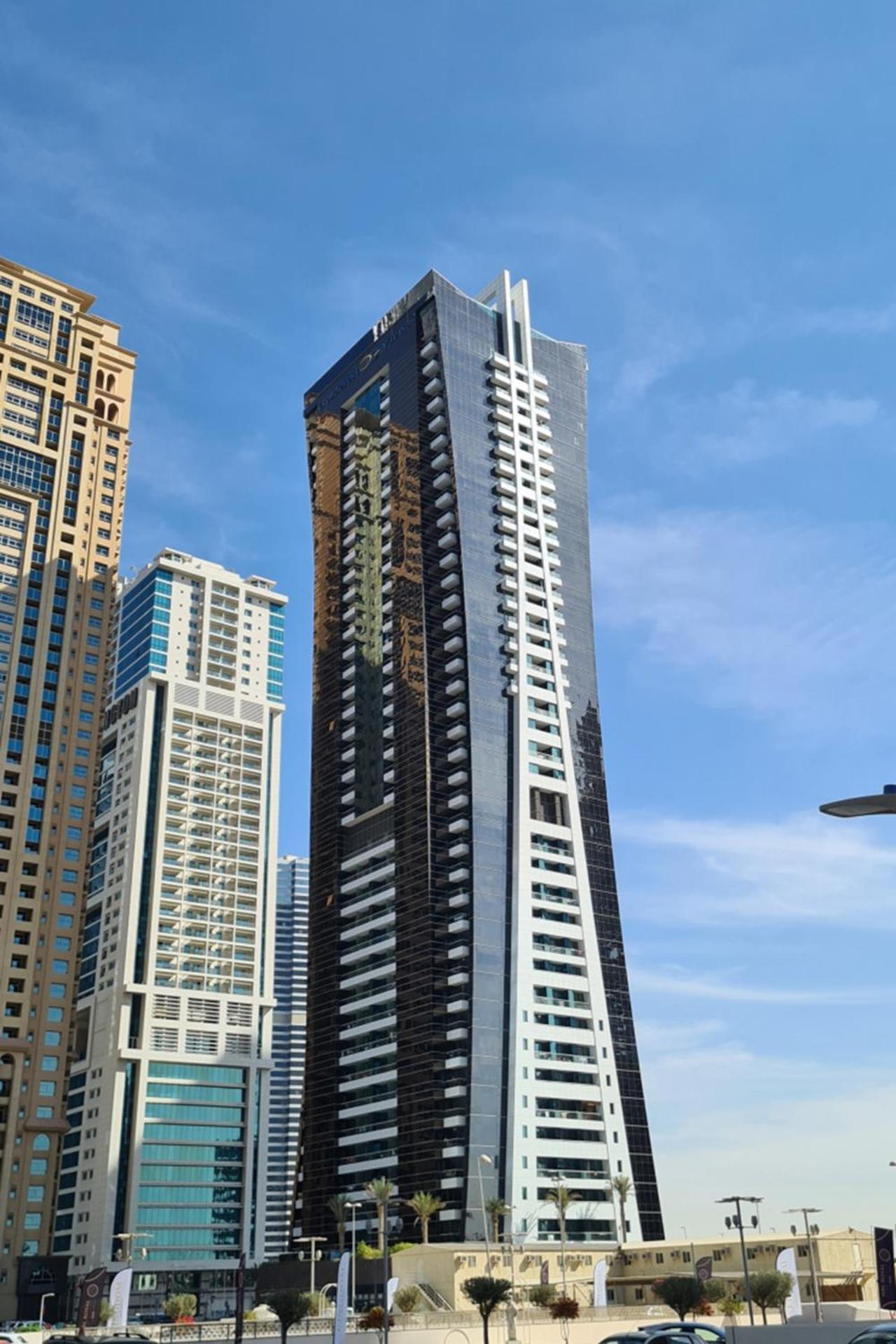 Stylish In Jlt-prime Location, Near Metro & Marina *