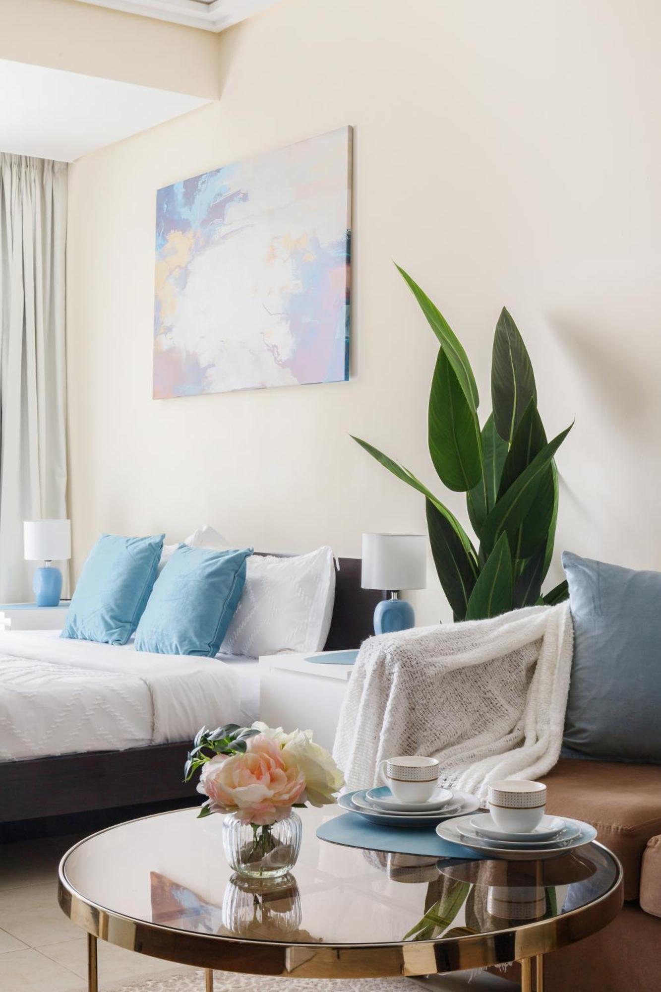 Apartment Stylish In Jlt-prime Location, Near Metro & Marina Dubai