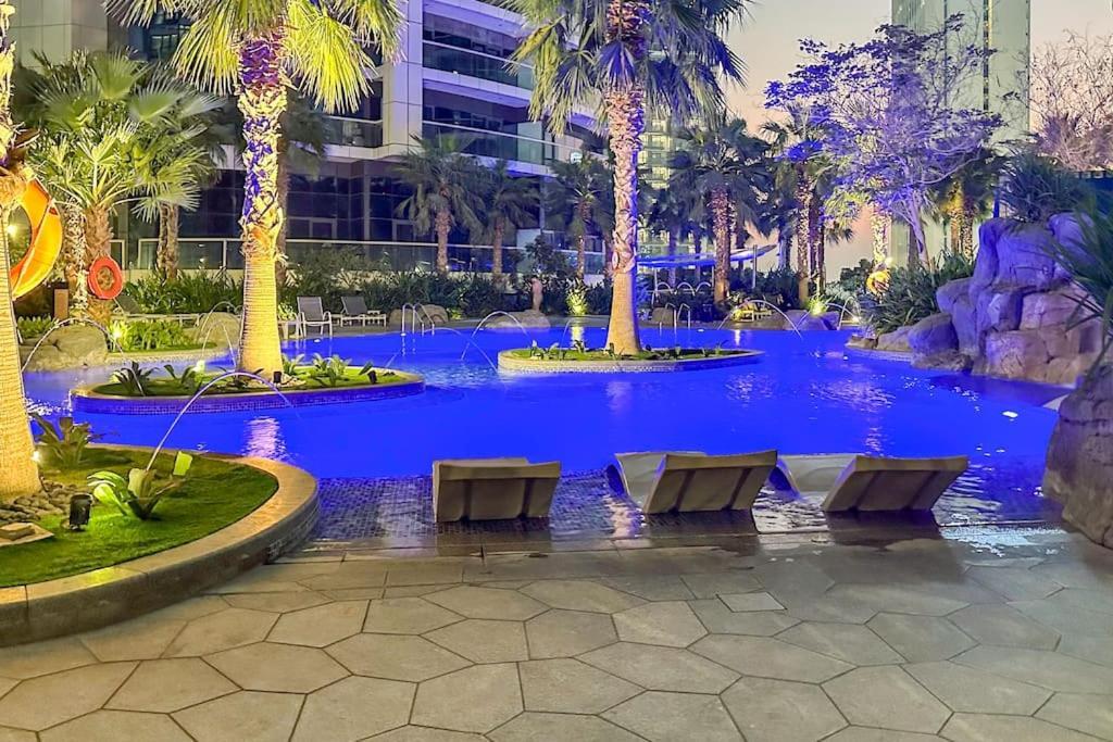 Apartment Paramount Flat With Amazing Burj Khalifa View