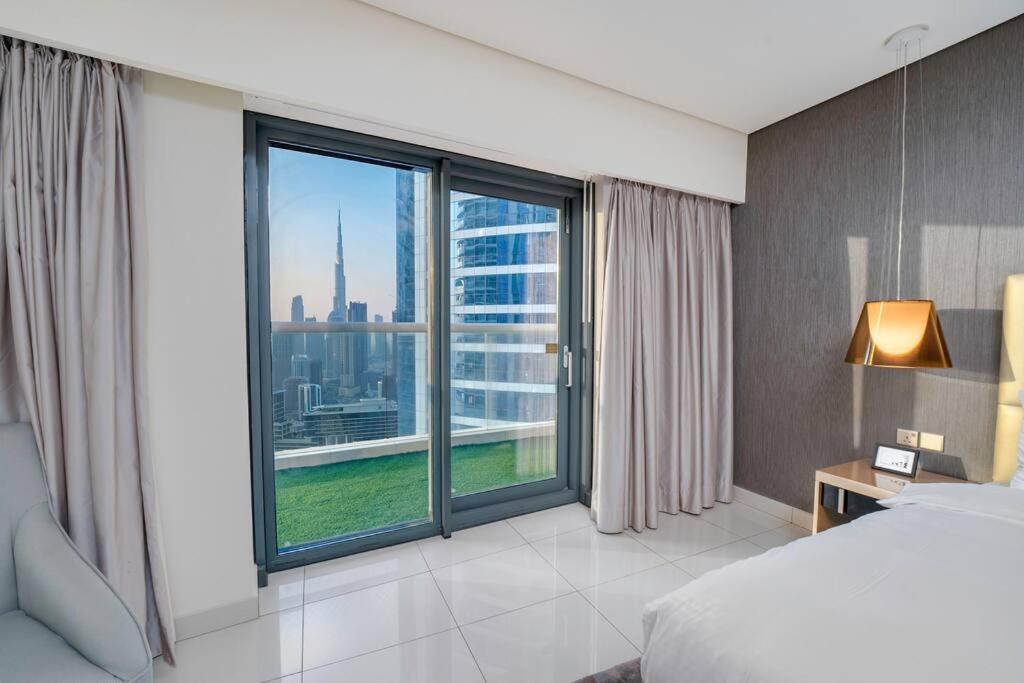 Paramount Flat With Amazing Burj Khalifa View Apartment *