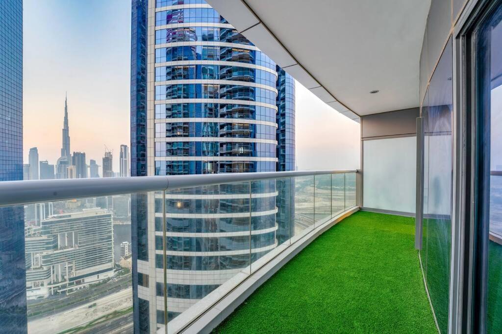 Paramount Flat With Amazing Burj Khalifa View Apartment Dubai