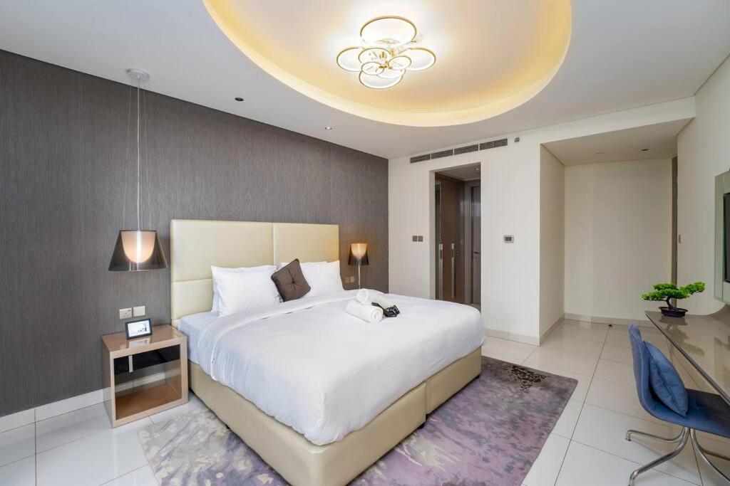 Paramount Flat With Amazing Burj Khalifa View * Dubai