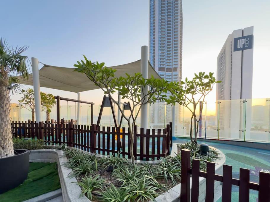 Apartment Paramount Flat With Amazing Burj Khalifa View