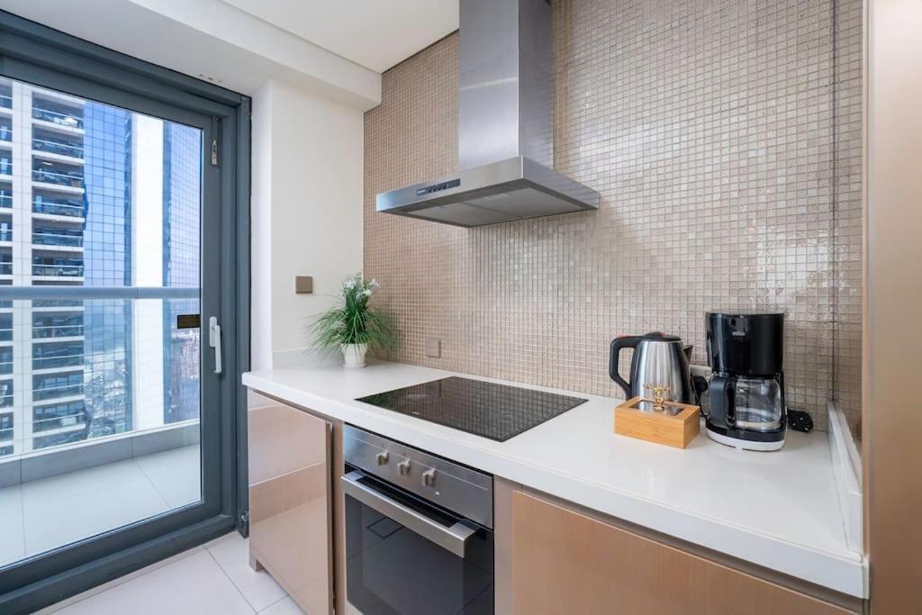 Apartment Paramount Flat With Amazing Burj Khalifa View *